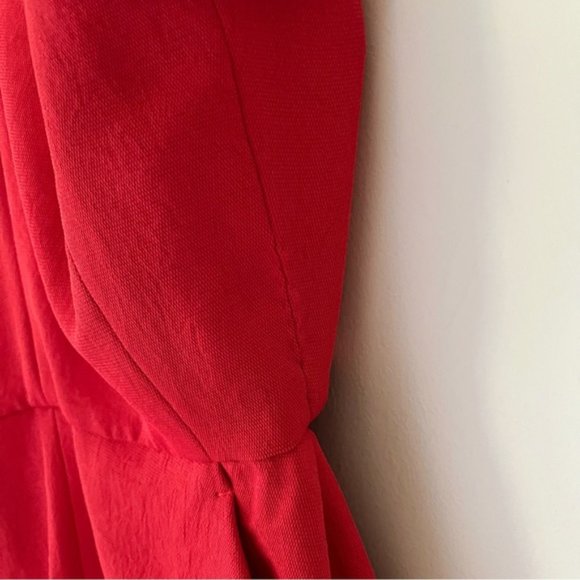 Aritzia Wilfred écoulement Romper in Goji Berry Red Size 4 - Picture 8 of 8